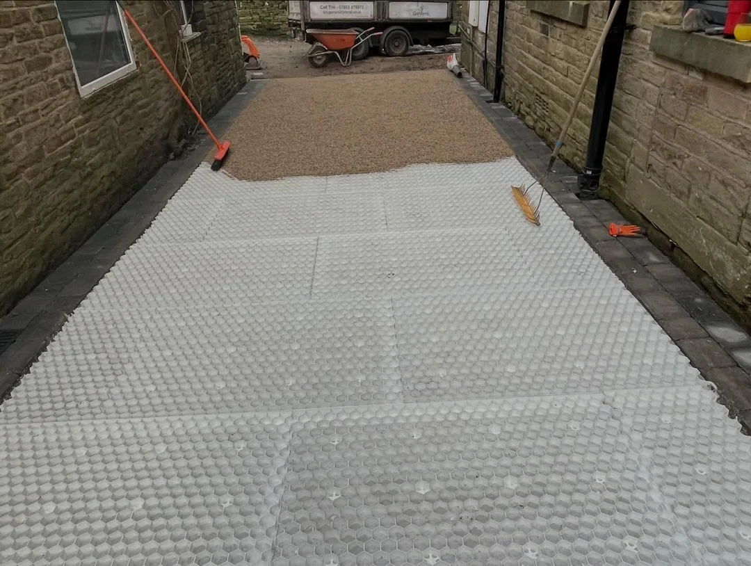 Grids laid, gravel going in